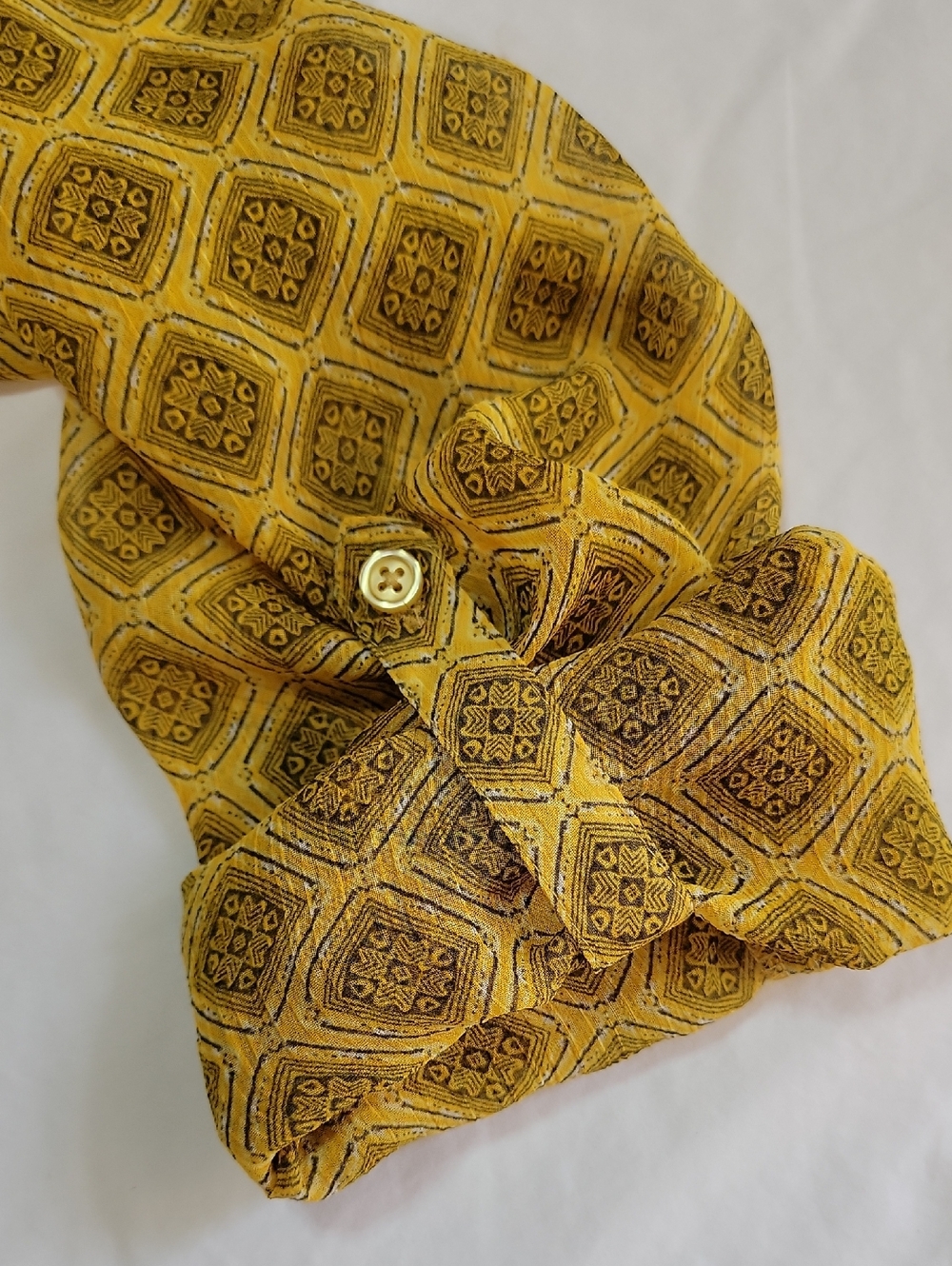 KUT From The Kloth Marigold Blouse - Picture 8 of 10